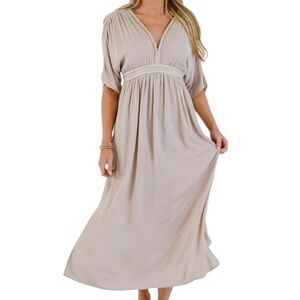 Neutral Maxi Dress – Bump Friendly Size Medium NWT